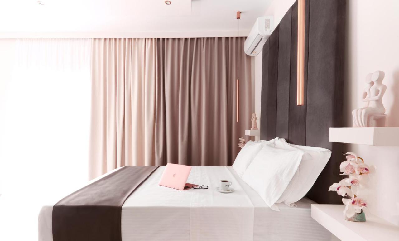 Atlas Suites Skiathos Town Exterior photo