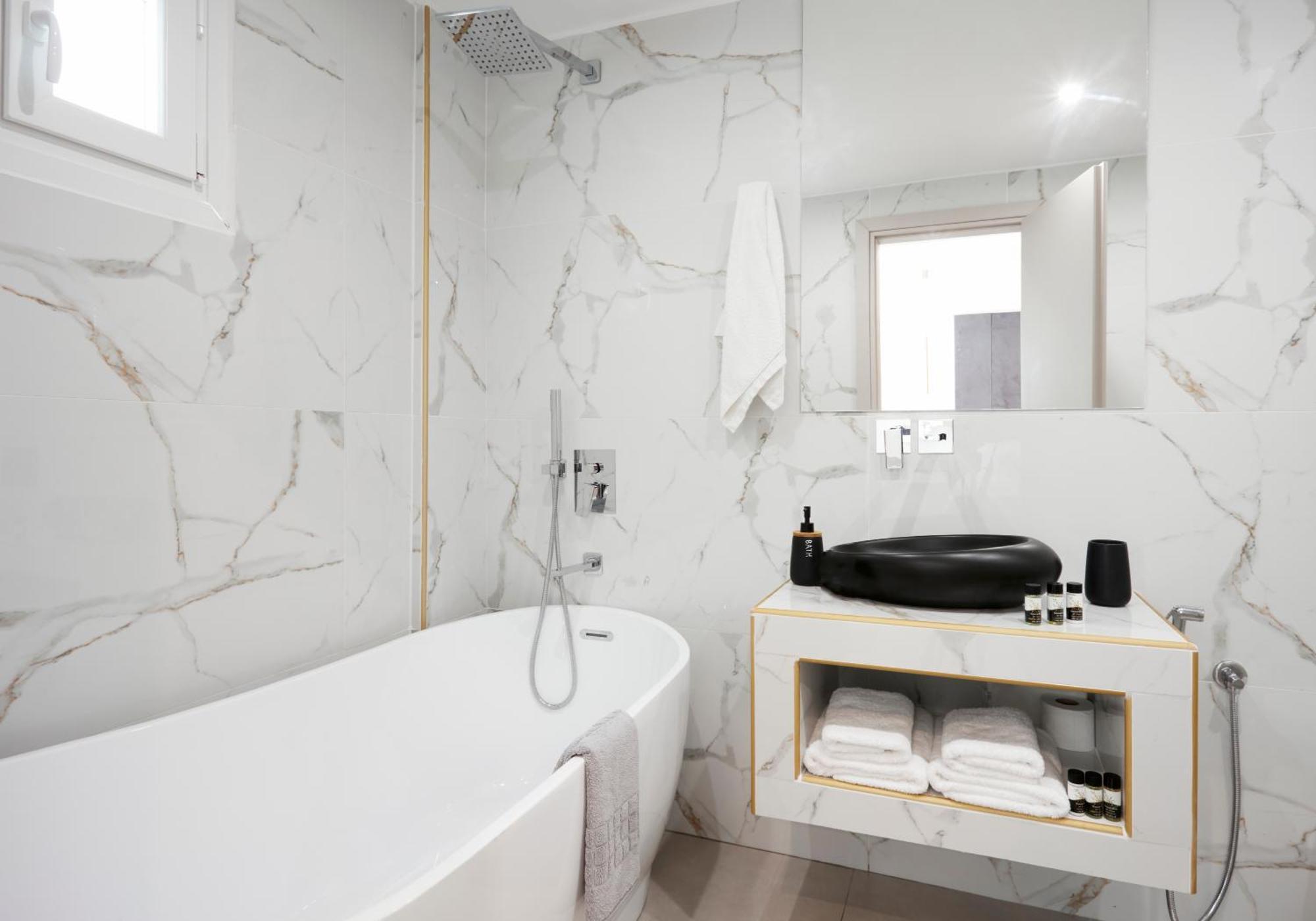 Atlas Suites Skiathos Town Exterior photo